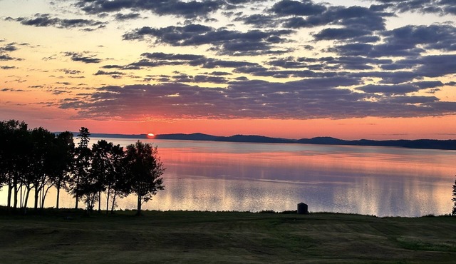 Oceanfront 1-bedroom In-Law Suite in Perry, Maine. Located on Passamaquoddy Bay in Perry