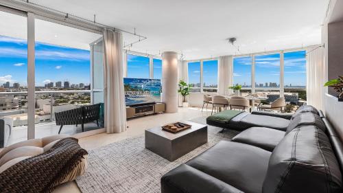 Oceanview Private Condo at The Setai -2102 in Miami Beach