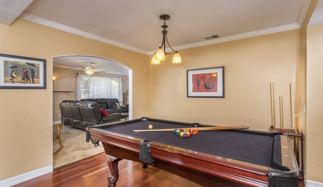 ~OPEN 8/24-27! Billiards! Pool/Spa, Jetted Tub, Pets Ok by Beach!~