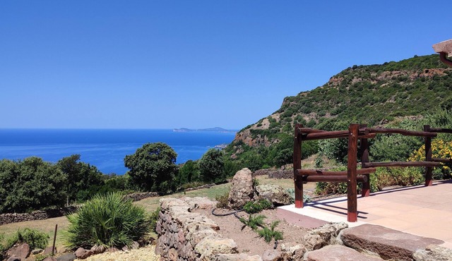 PalaEntòne - Small paradise, Relax, nature, sea view and wonderful sunsets in Villanova Monteleone