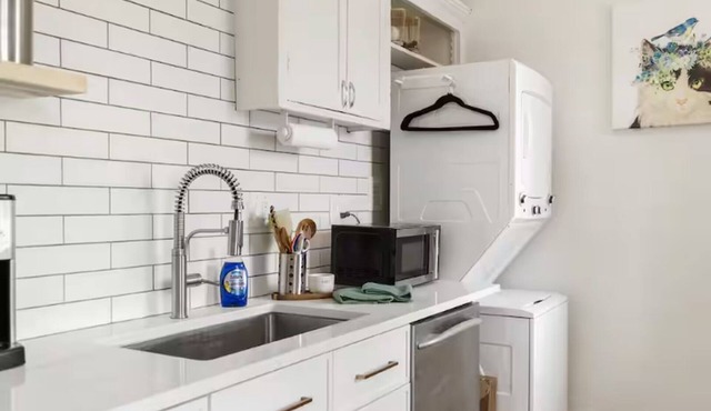 Park View Apartment at Humboldt House