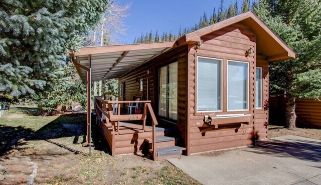 Peak Escape | Sleep Number Bed + Clubhouse Perks