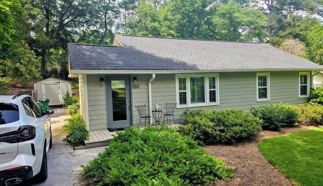 Perfect 2-bedroom house with AC in quaint Decatur in Decatur