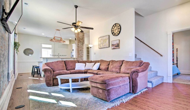 Pet-Friendly Pueblo House w/ Fenced Backyard!