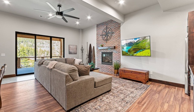 Private 4BR Mountain Retreat near Black Hawk, CO