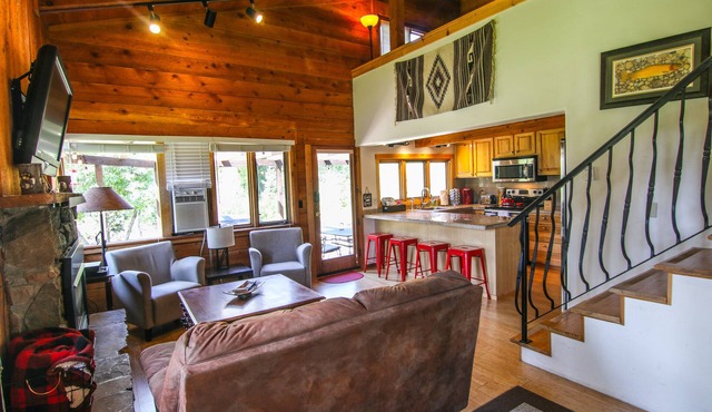 Private Cabin in beautiful Downtown Steamboat! BEST LOCATION in OLD TOWN!
