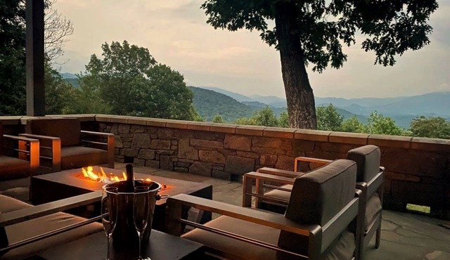 Private Retreat, Sauna, Games, Theater-Grand Eagle in Fairview