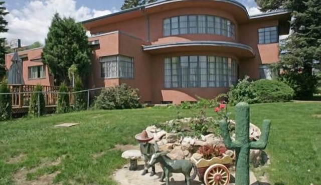Rainbow Lodge and Inn