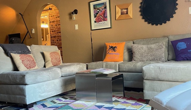 Remodeled & Restful Getaway w/Loft near Simpson's Rest