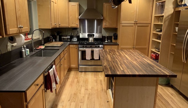 Room to Roam! Two Acres of Boulder Living!