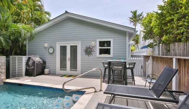 Shady Palms | Historic Charm Private Pool & Effortless Island Style 2BD/2.5BA
