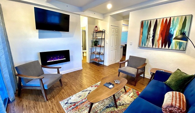 Silverthorne Summer Escape Amongst the Aspens! 2BR, 3Bed Renovated Condo
