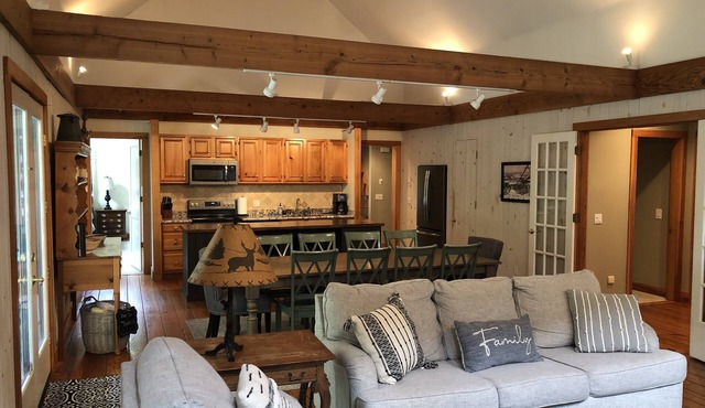 Spacious, Comfortable & Close! GOLF TRIPS! in Dover