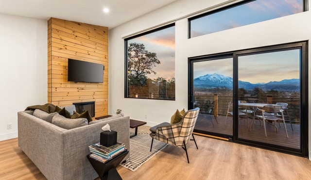 Spectacular Views W/Hot Tub 3bs 2bth Near Aspen