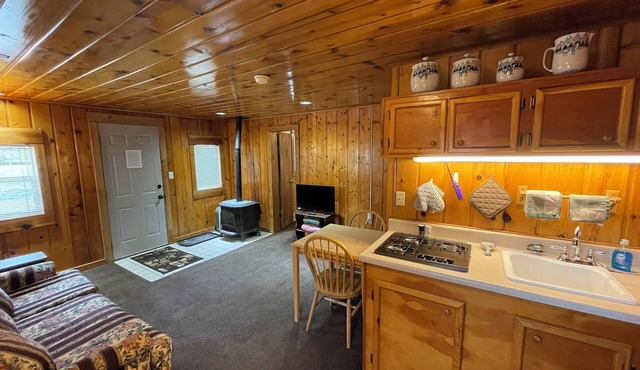 Stoney River Lodge - Unit 10 - Wolf
