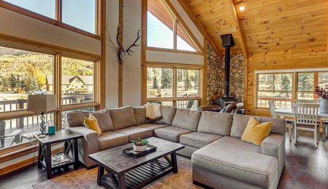 Stunning San Juan Mtn Views: Cabin Near Skiing!