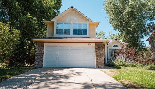Sundance - Ready: 4 BDRM/3.5 Bath Beautiful Boulder Home