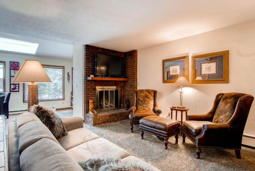 Sunset Townhomes 13 by Ski Country Resorts