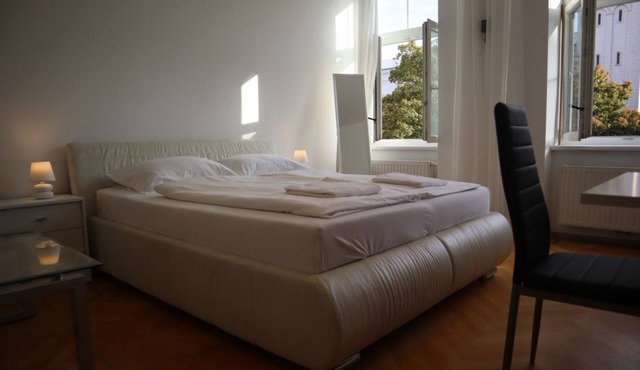 Superb 7BR Apt. For 22 People Near Hauptbahnhof in Vienna