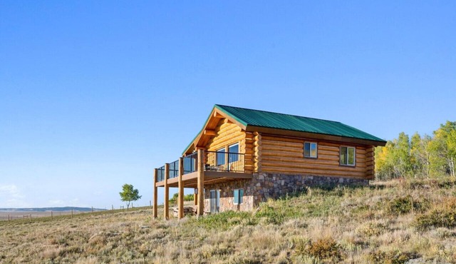 Sweet MTN Cabin 2bedroom 2bath picturesque views