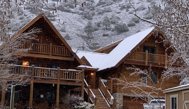 Taylor Canyon Cabin in Almont
