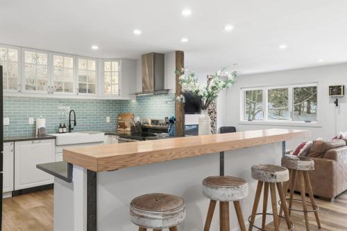 The Alpine Atelier I 4BR Townhome Near Shuttle Stop