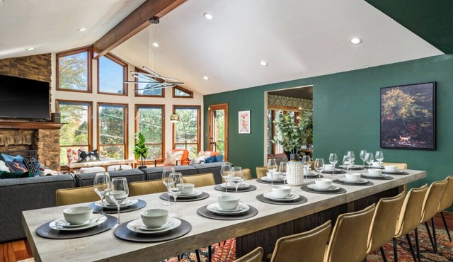 The Luxe Retreat | Pool | Game Room
