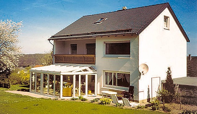 This spacious and solidly furnished apartment is located on the 1st floor in a quiet local area. in Brilon-Scharfenberg