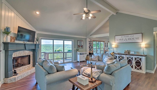 Unbeatable Views on Greers Ferry Lake-Spacious-Peaceful-Serene-Family Friendly in Edgemont