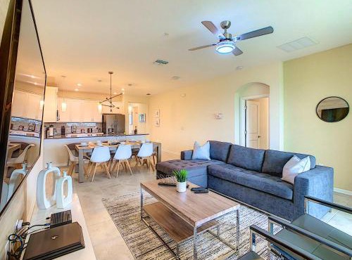 Unique 3BR condo with Waterpark in Kissimmee