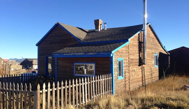 Unique Historic Mountain Cabin In Beautiful Como