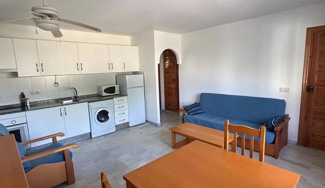 Vera Playa Apartment with Communal Pool, Wi-Fi, and Air Conditioning in Las Marinas