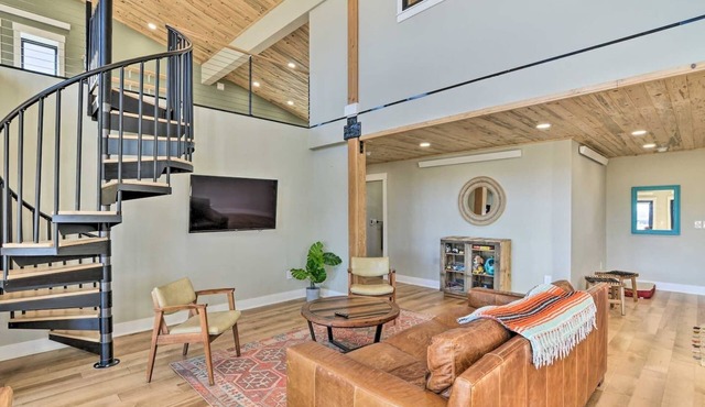 Views, Views, Views | Spacious BV Retreat Near Hot Springs