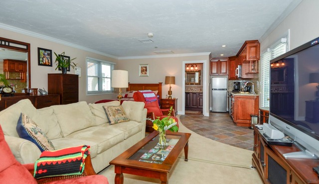 VILLA ESCONDIDO stunning one of a kind luxury suite with views and a pool
