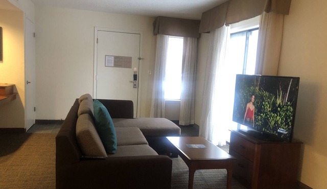 Whole home with fireplace next mall of America pen lake