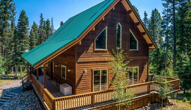 Your Perfect Summer Retreat Awaits!