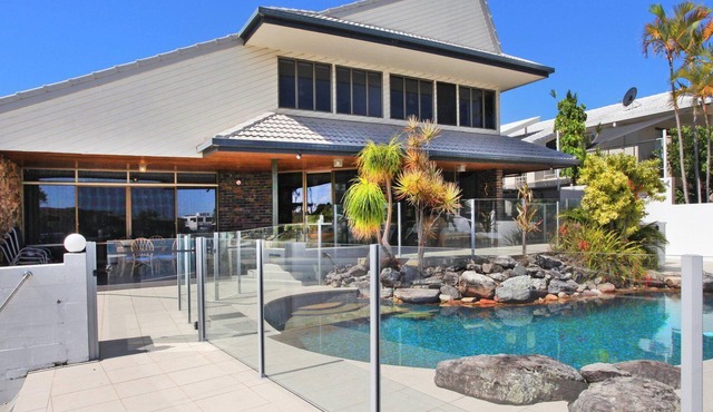 Yulunga 20 with amazing views in Mooloolaba