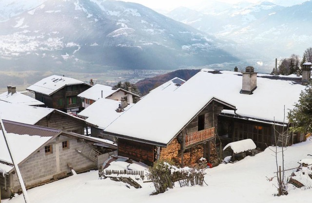 160 m² Accommodation ∙ 5 bedrooms ∙ 11 guests in Bex