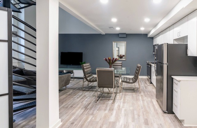 Barsala | Premier Two Bed Loft conveniently-located; fast wifi in Jackson