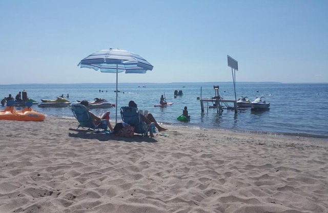 Beautiful Beach Front Resort - 2 Bedroom standard Suite (B) in Tiny