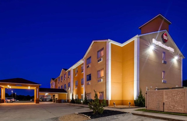 Whitewater Inn 