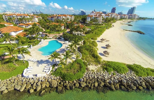 Fisher Island 