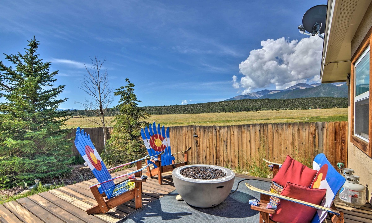 Nathrop Cottage | 2 Mi to Hot Springs: Nathrop Gem w/Fire Pit