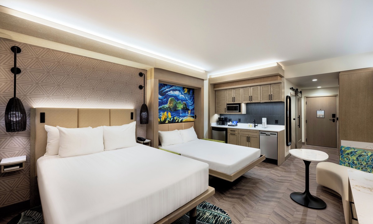 Bay Lake Hotel | Disney's Polynesian Villas & Bungalows