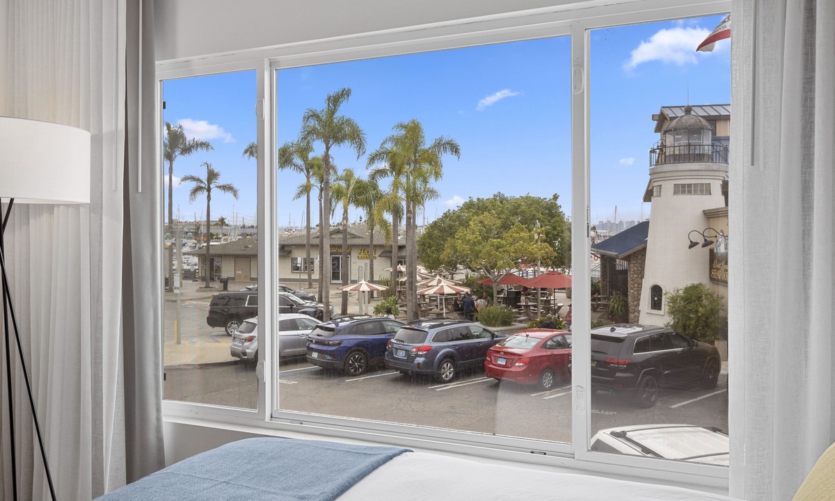Roseville - Fleet Ridge Hotel | Sea Harbor Hotel