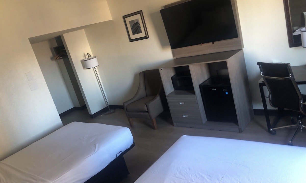 Jefferson Park Hotel | Inn at the Highland Denver Downtown