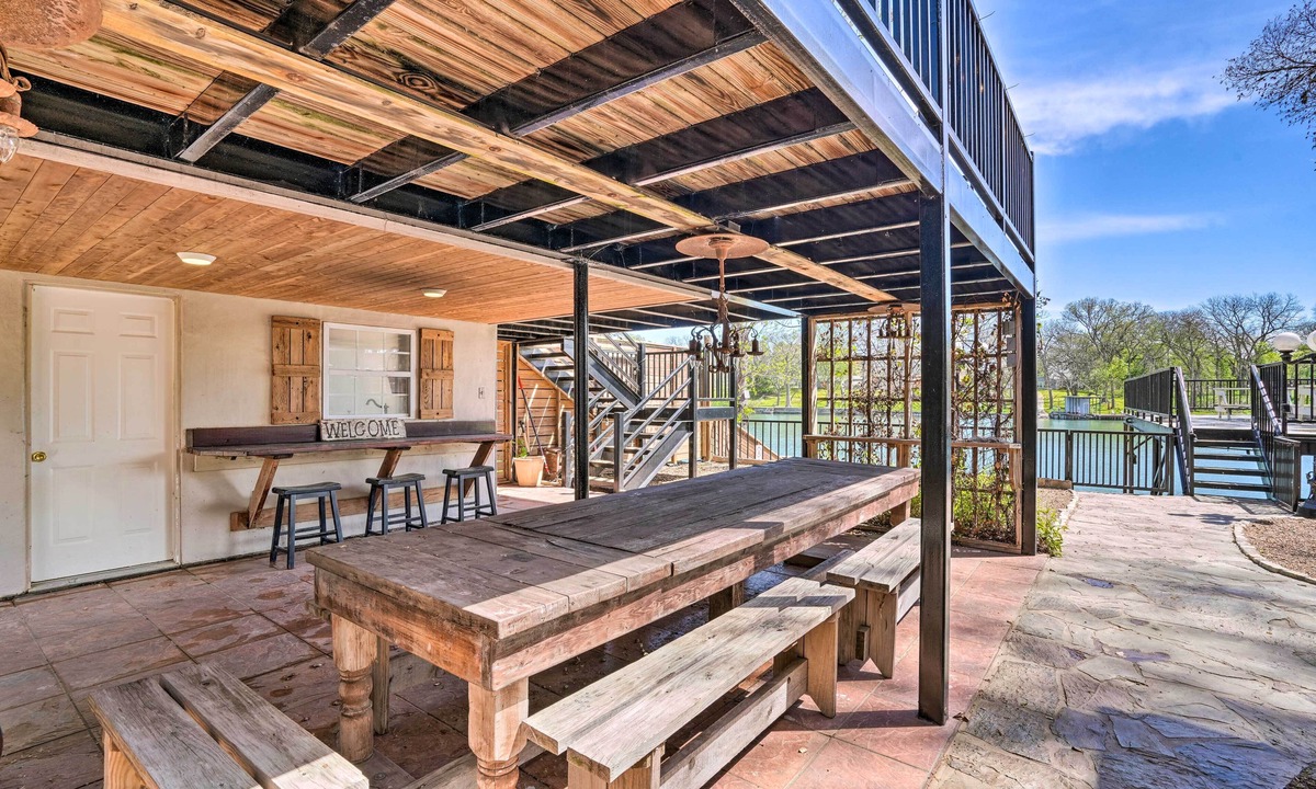 Seguin Apartment | Guadalupe Riverfront Studio w/Private Balcony