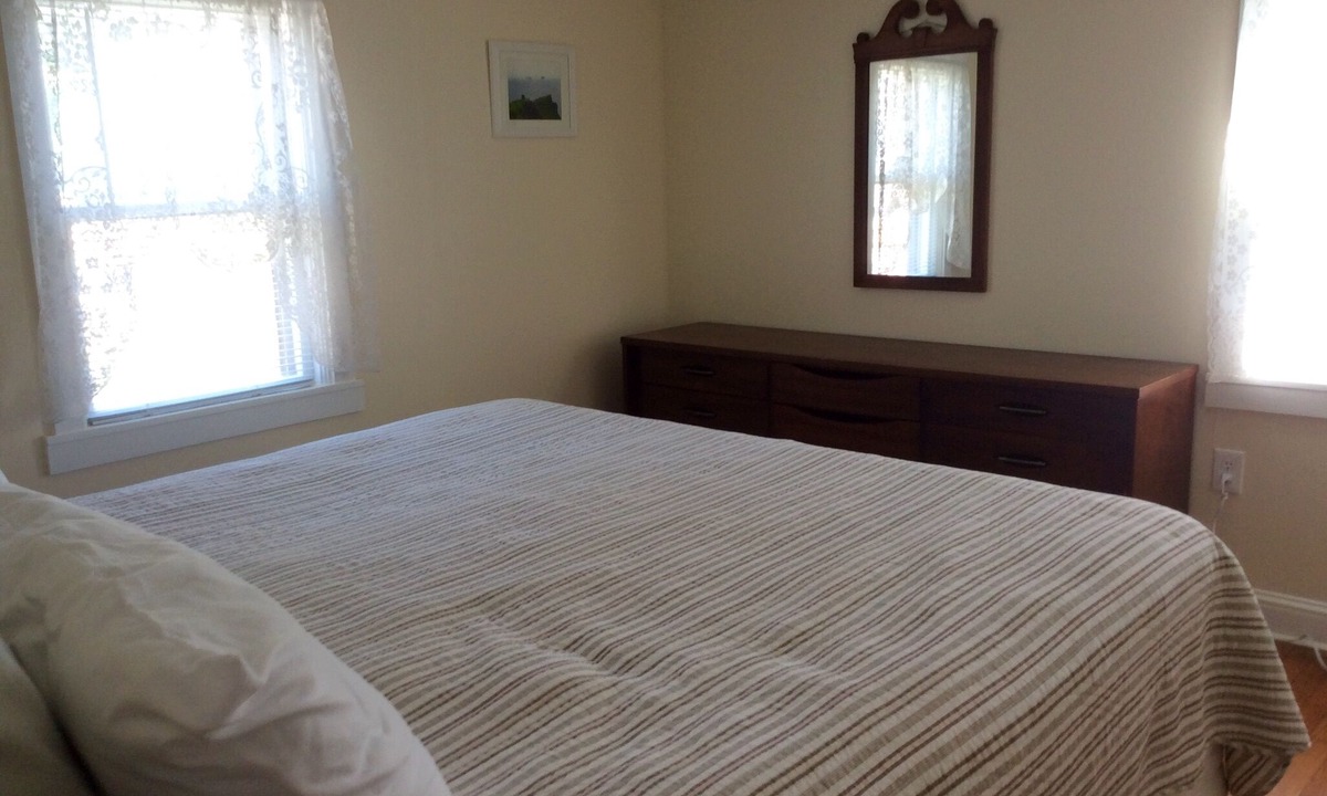 Snug Harbor House | 3 Bedroom 1 Bath With Central AC 1 Mile From East Matunuck Beach