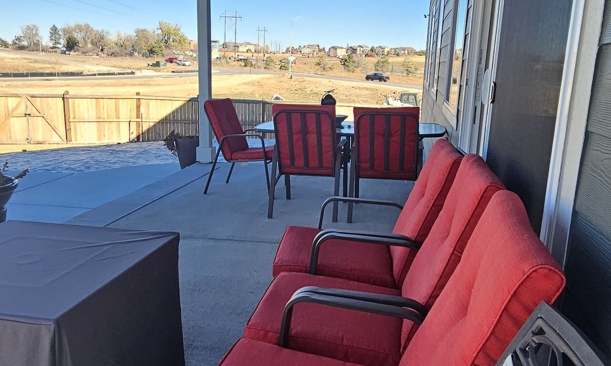 Thornton House | New Home in North Metro Denver STR-103448