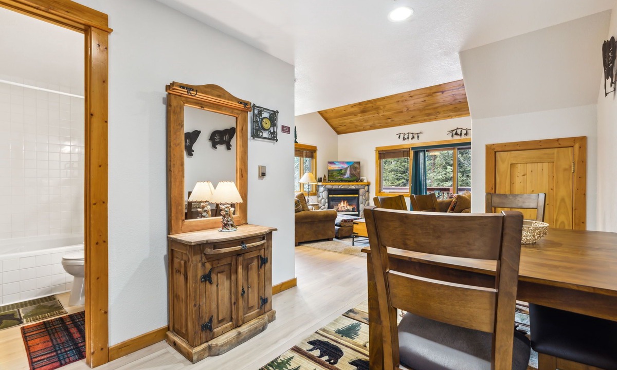 Fall River Estates Condo | Fall River Hideaway Peaceful Near RMNP